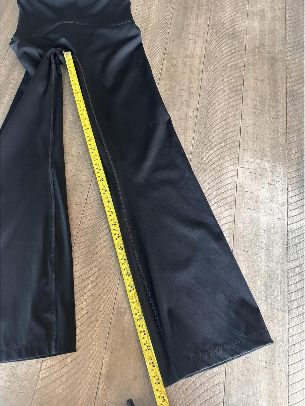 SPANX SPANXshape Booty Boost Flare Pants Yoga Leggings Black Women Small 50243R - Picture 10 of 15